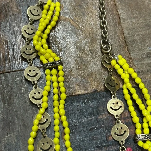 Lucky Brand Yellow and Pink Multi-Strand Smiley Face Necklace Preloved - Picture 5 of 9